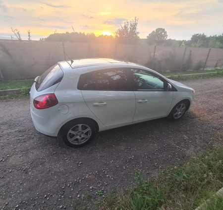 Fiat Bravo cena 17300 przebieg: 203000, rok produkcji 2010 z Legnica małe 497